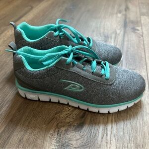 Soma Women’s Athletic Shoes, Gray and Teal, Pro Max, Memory Foam, 7.5